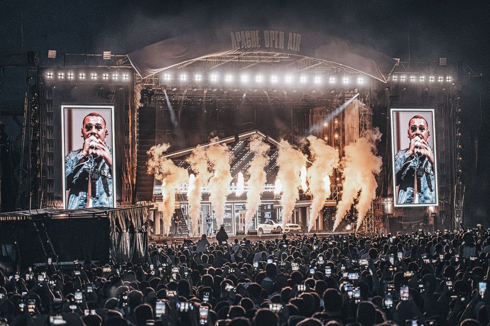 Apache 207 – Open Air Tour